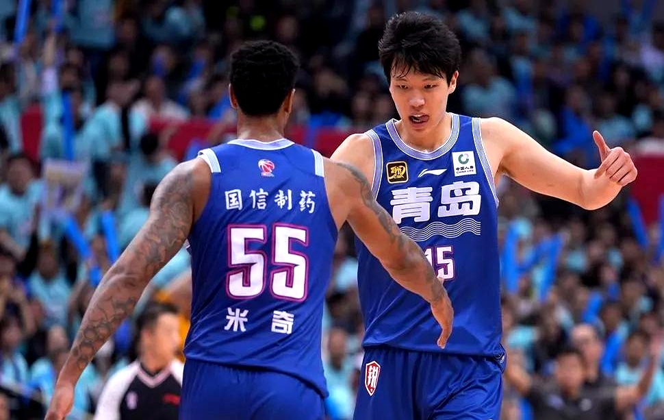 体育赛事-清晨体能课后；山东男篮完成体检备战CBA常规赛；媒体盛赞；赛程密集仍需轮换的简单介绍-体育赛事